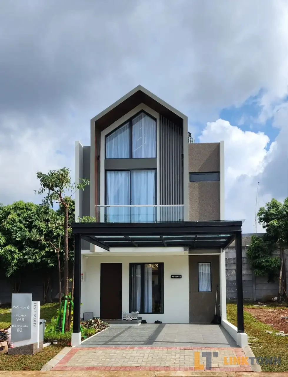Linktown Kebayoran Navia