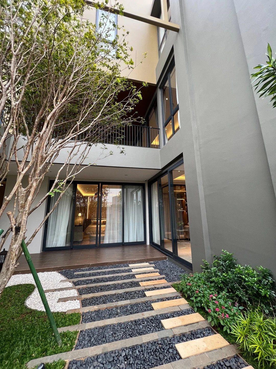 Enchante Residence