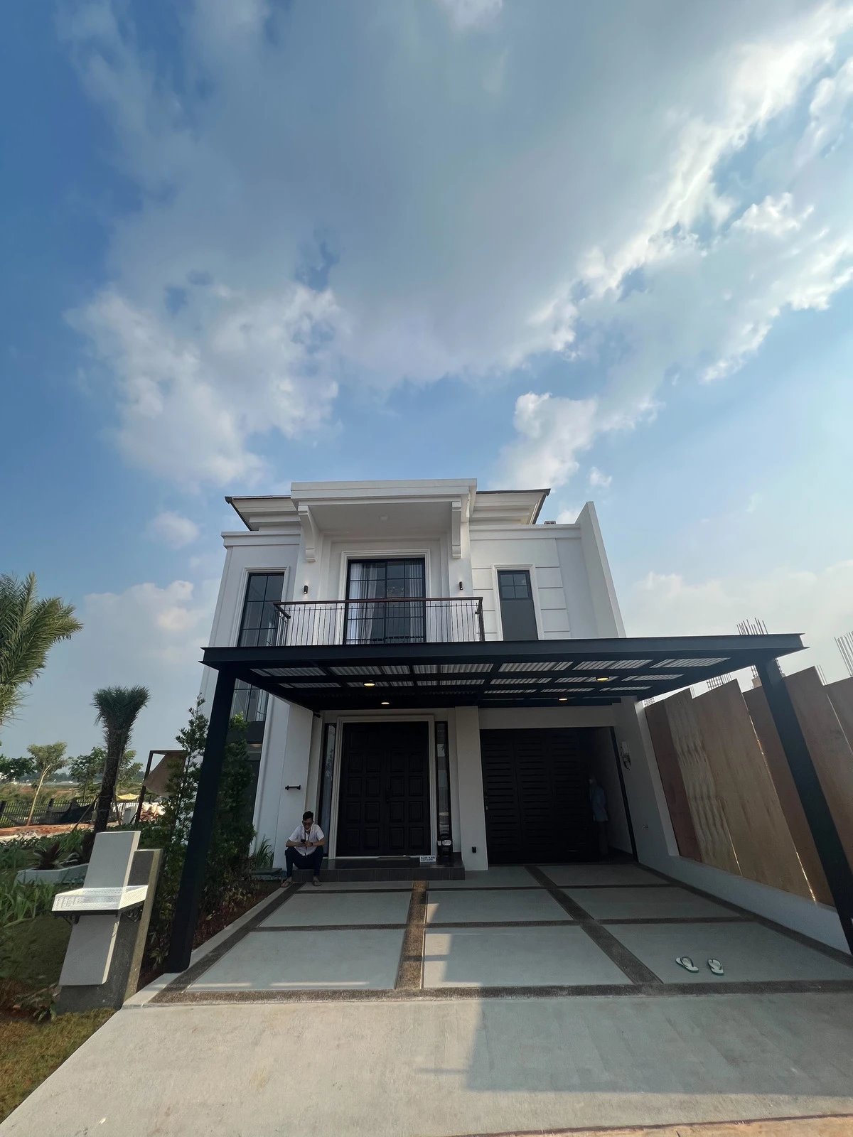 Linktown Classic House | Rumah 2 Lantai Bergaya Classic Modern