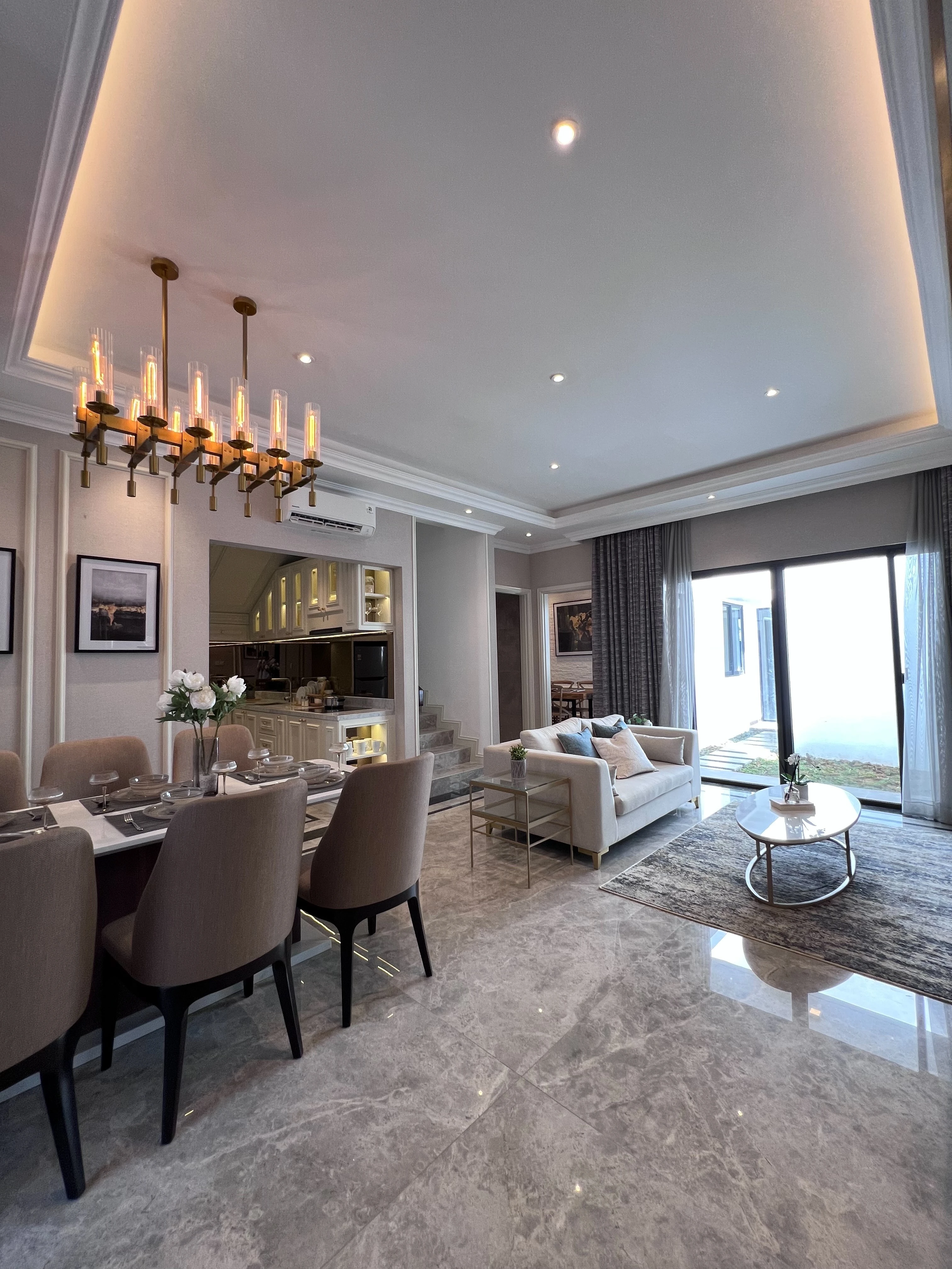 Modern French House
